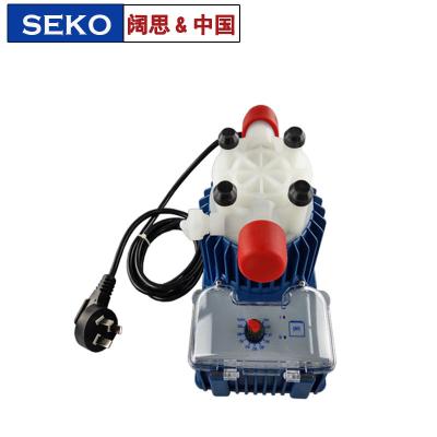 Tekna Evo系列電磁隔膜計量泵流量可選：0.4-110L/H 壓力20-0.1Bar PVDF泵頭與所有工業、污水處理和飲用水領域使用的化學品相兼容，陶瓷球閥的使用提高了投藥的可靠性以及整個觸液端的化學兼容性